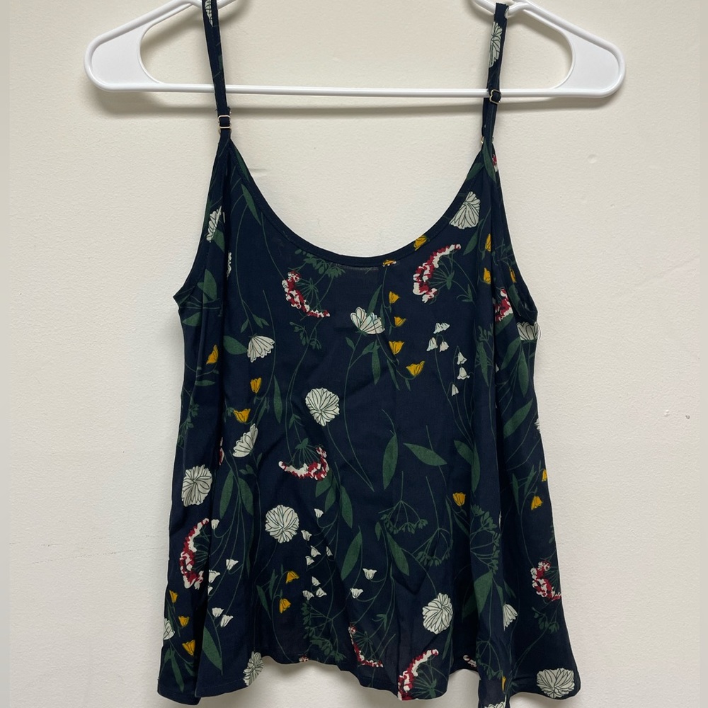 Natural Life Navy Blue Floral Loose Flowy Tank Top Size Small, Never Been Worn